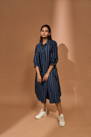 Shirt dress in navy grey stripe with neck tie up