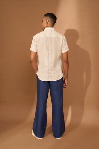 Short sleeve shirt with indigo & red topstitch detail