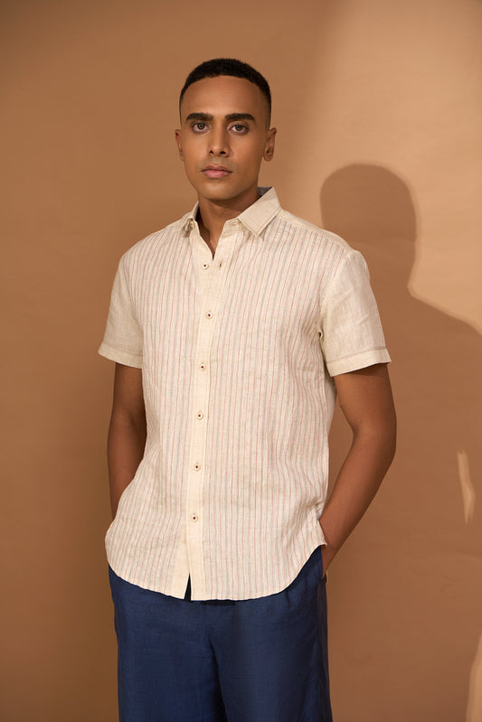 Short sleeve shirt with indigo & red topstitch detail